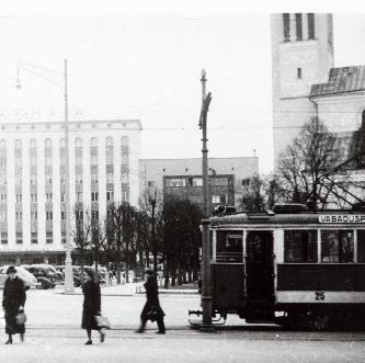 1928